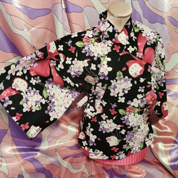 Black Floral Hello Kitty Set Size S Small Top Shorts Cosplay Sleepwear Halloween - Picture 11 of 11
